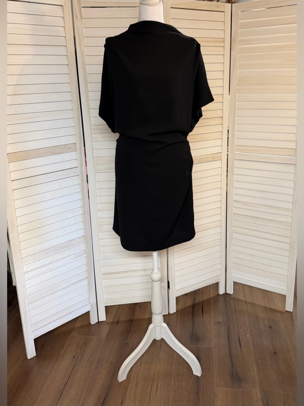 H&M Minidress Sz L ruched sides black GREAT LBD FLOWY SEXY SOPHISTICATED CHIC